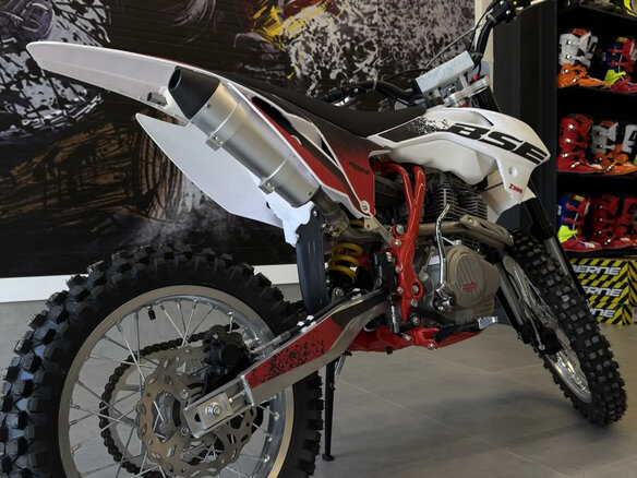 2026 BSE Z3, белый, 159990 рублей - вид 5