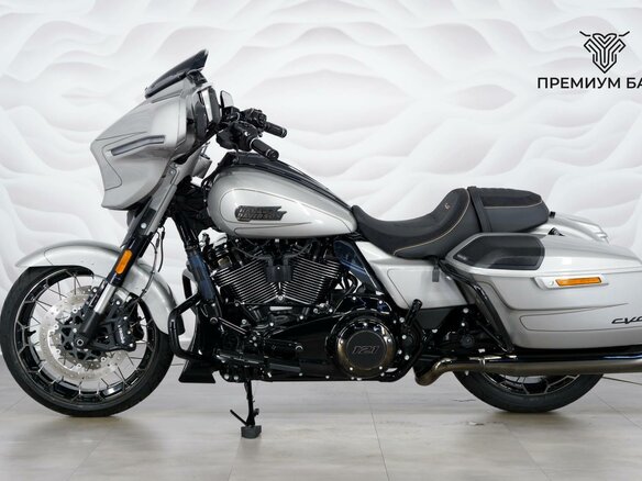 2023 Harley-Davidson CVO Street Glide, серебристый, 3899000 рублей - вид 1
