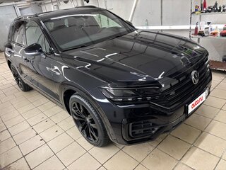 2022 Volkswagen Touareg III, чёрный, 5995000 рублей, вид 1