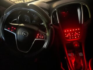 2010 Opel Astra J, чёрный, 600000 рублей, вид 4