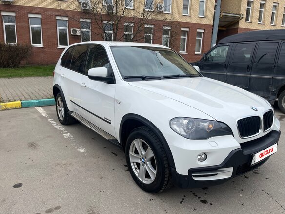 2010 BMW X5 30i II (E70), белый, 1550000 рублей - вид 3