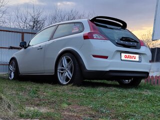 2011 Volvo C30 I Рестайлинг, белый, 800000 рублей, вид 1