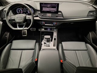2025 Audi Q5 45 TFSI II (FY) Рестайлинг, чёрный, 6100000 рублей, вид 4