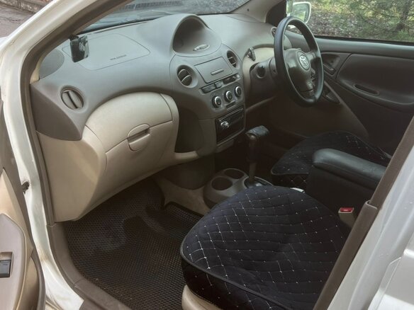 2002 Toyota Platz, белый - вид 8