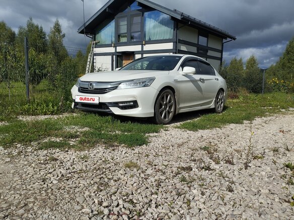 2017 Honda Accord IX Рестайлинг, белый, 2000000 рублей - вид 1