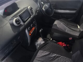 2002 Toyota Ist I, белый, 500000 рублей, вид 5