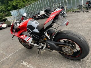 2019 Ducati Panigale V4, красный, 1899000 рублей, вид 4