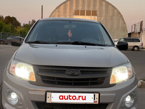 2013 Lada (ВАЗ) Granta I, серебристый, 420000 рублей