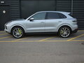 2021 Porsche Cayenne E-Hybrid III, серебристый, 6390000 рублей - вид 6