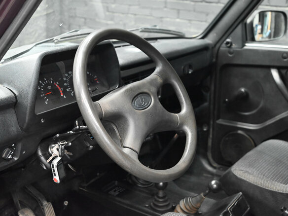 2015 Lada (ВАЗ) 2121 (4x4) I Рестайлинг, фиолетовый, 450000 рублей - вид 14