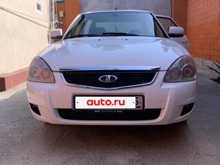 2015 Lada (ВАЗ) Priora I Рестайлинг, белый, 555000 рублей, вид 2
