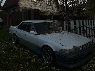 1990 Toyota Mark II VI (X80), белый, 530000 рублей, вид 4