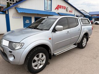 2008 Mitsubishi L200 IV, серебристый, 1499999 рублей, вид 2