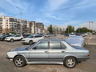 1986 BMW 5 серии 518 II (E28), серый, 390000 рублей, вид 4