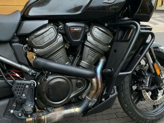 2021 Harley-Davidson Pan America, чёрный, 999999 рублей, вид 4