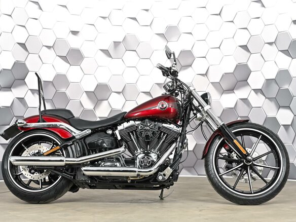 2014 Harley-Davidson Breakout, красный, 1399000 рублей - вид 2