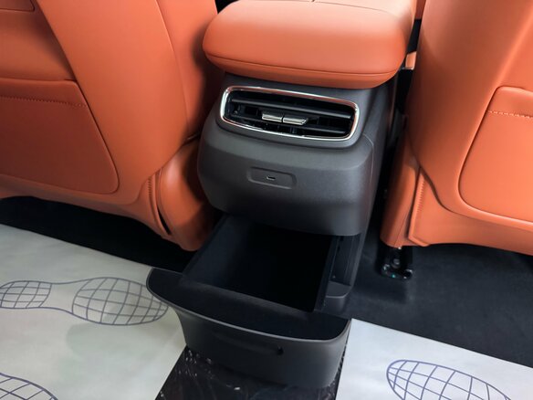 2025 Changan Qiyuan Q07 31.7 kWh, серебристый - вид 29