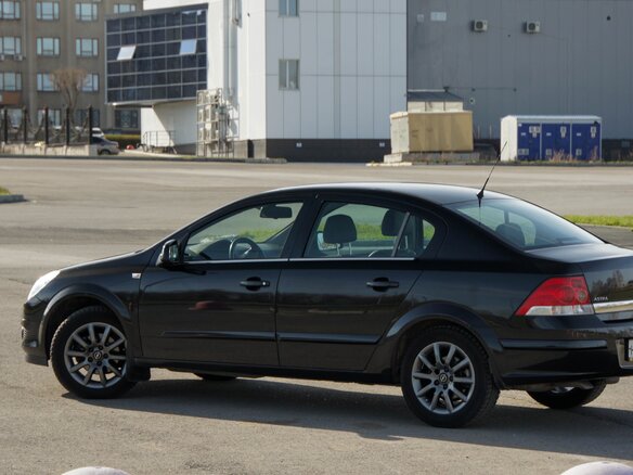 2012 Opel Astra H Рестайлинг, чёрный, 687000 рублей - вид 9