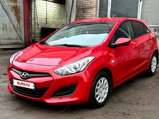 2012 Hyundai i30 II, красный, 950000 рублей, вид 1