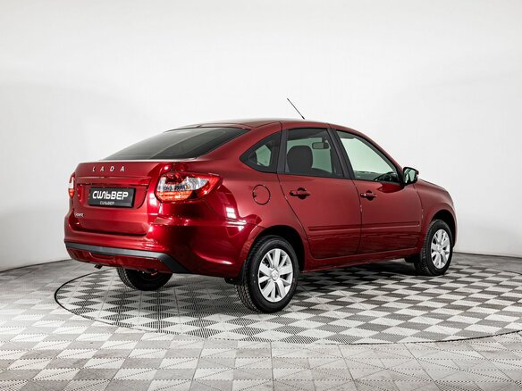 2026 Lada (ВАЗ) Granta I Рестайлинг, красный, 1151000 рублей - вид 1