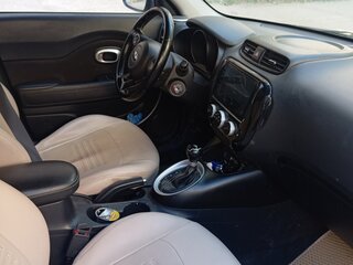 2016 Kia Soul II Рестайлинг, коричневый, 1340000 рублей, вид 4