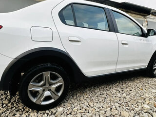 2019 Renault Logan Stepway II Рестайлинг, белый, 1350000 рублей, вид 3