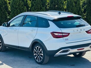 2024 Lada (ВАЗ) Vesta SW Cross I Рестайлинг (NG), белый, 1675000 рублей, вид 3