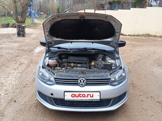 2013 Volkswagen Polo V, серебристый, 699999 рублей, вид 5