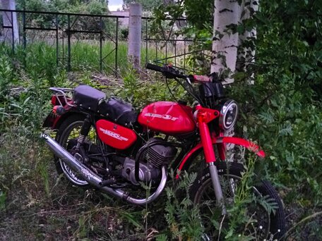1990 Minsk (Минск) 3.112, красный, 55000 рублей, вид 3