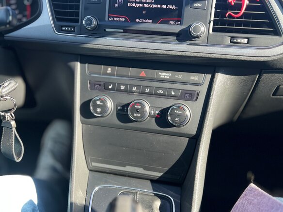 2013 SEAT Leon III, белый, 1050000 рублей - вид 11
