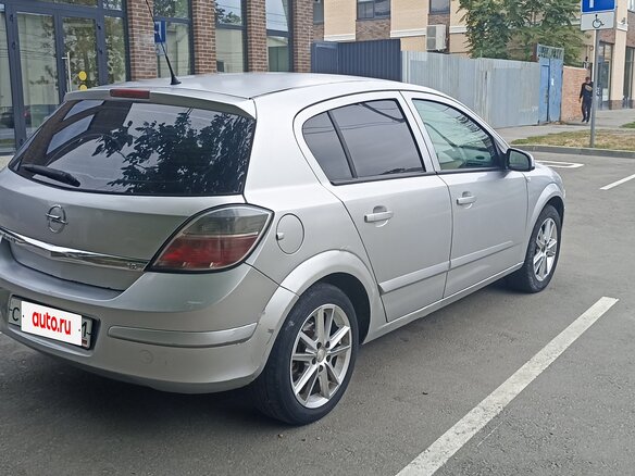 2008 Opel Astra H Рестайлинг, серебристый, 500000 рублей - вид 5