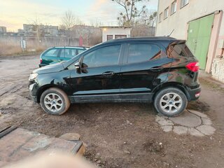 2020 Ford EcoSport II Рестайлинг, чёрный, 1050000 рублей, вид 4