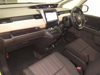 2020 Honda Freed+ II Рестайлинг, жёлтый, 1540000 рублей, вид 4