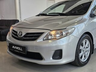 2012 Toyota Corolla X (E140, E150) Рестайлинг, серебристый, 1433000 рублей, вид 3