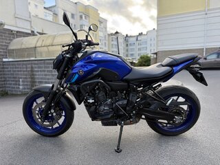 2023 Yamaha MT-07 (FZ-07), синий, 850000 рублей, вид 2