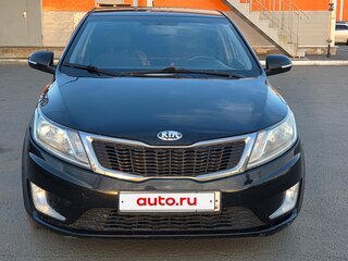 2013 Kia Rio 4-speed III, чёрный, 725000 рублей, вид 1