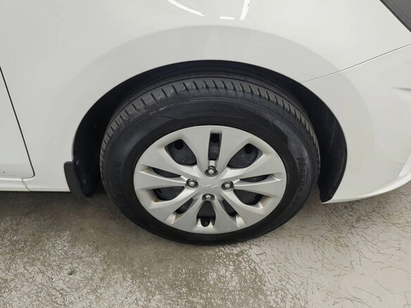 2021 Kia Rio IV Рестайлинг, белый, 1670000 рублей - вид 13
