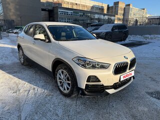 2021 BMW X2 sDrive18i I (F39), белый, 3300000 рублей, вид 2