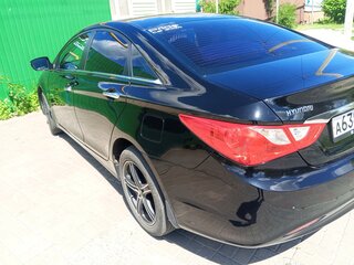 2010 Hyundai Sonata VI (YF), чёрный, 900000 рублей, вид 2
