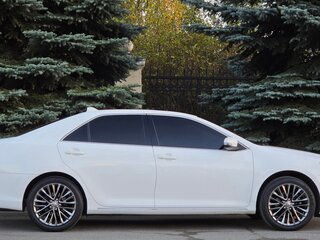 2014 Toyota Camry VII (XV50), белый, 1750000 рублей, вид 4