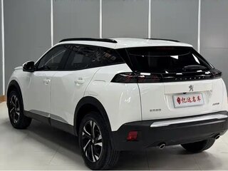 2022 Peugeot 2008 6AT II, белый, 1330000 рублей, вид 4
