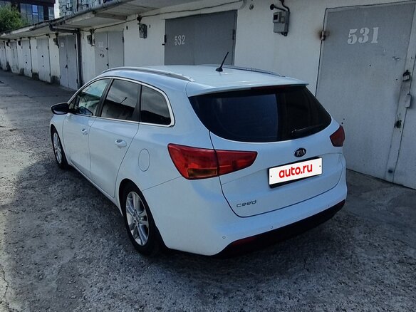 2014 Kia Ceed II, белый - вид 8