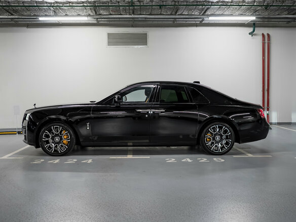 2023 Rolls-Royce Ghost Black Badge II (Series I), чёрный, 35000000 рублей - вид 7
