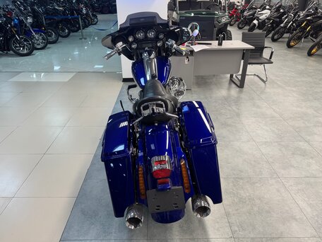 2010 Harley-Davidson CVO Street Glide, синий, 1197000 рублей, вид 4