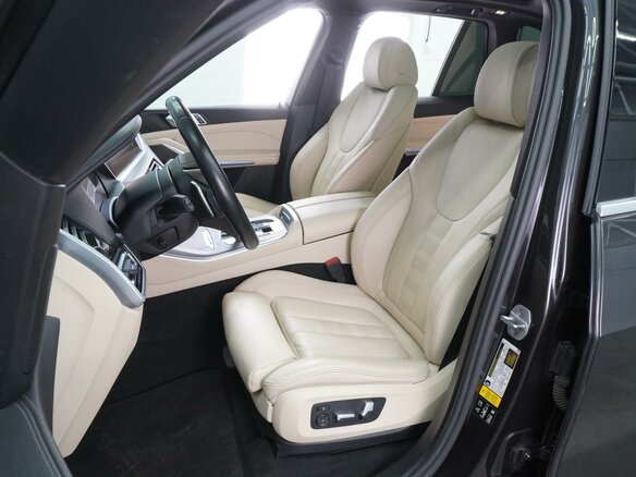 2021 BMW X5 40i IV (G05/G18), серый, 6254000 рублей - вид 9