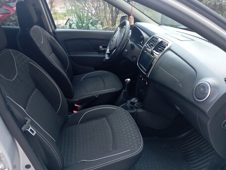 2013 Renault Logan II, серый, 550000 рублей, вид 5