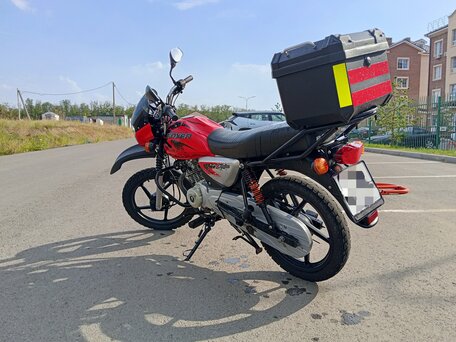 2023 Bajaj Boxer BM 125, красный, 69990 рублей, вид 5