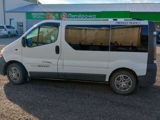 2001 Renault Trafic II, белый, 850000 рублей, вид 4