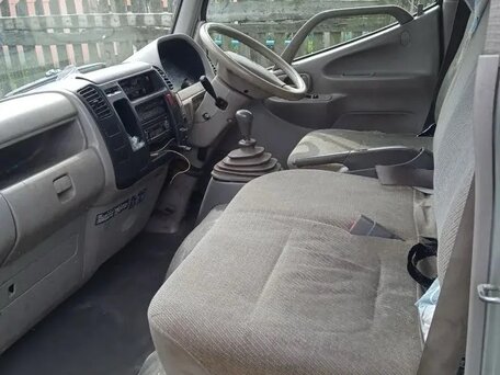 2002 Toyota Toyoace, серый, 1100000 рублей, вид 4