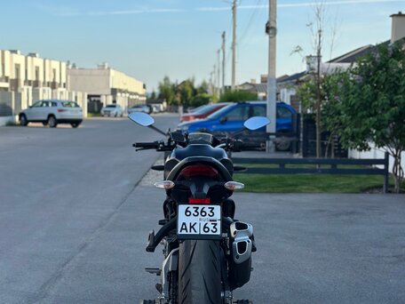 2020 Ducati Monster 821, чёрный, 899000 рублей, вид 4
